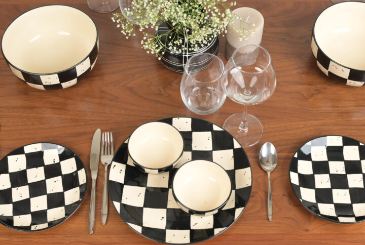 BlackCarrot Dinnerware