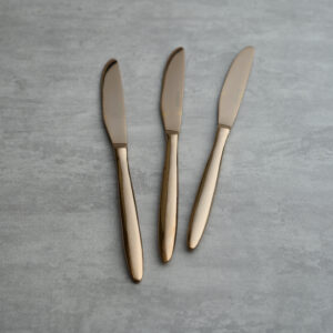 Premium Dinner Knife Set of 6 by Black Carrot